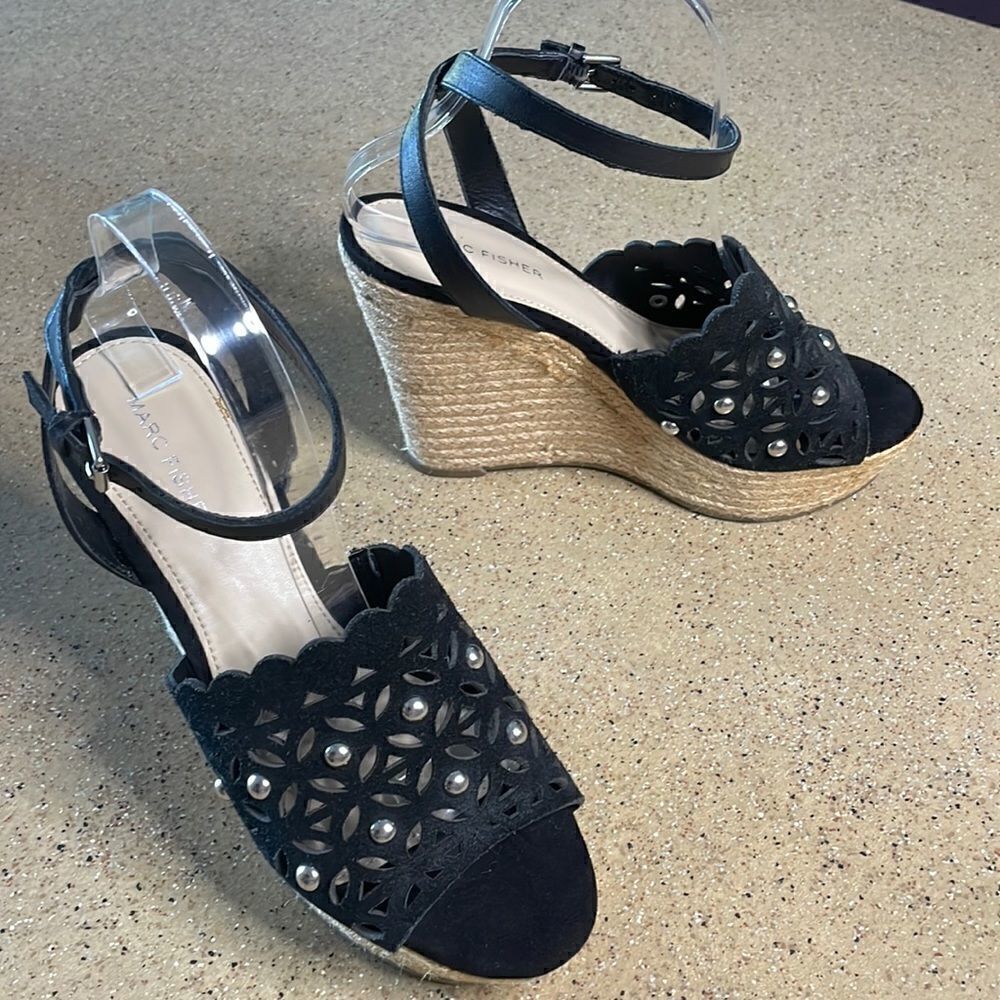 Marc Fisher "Hata" Espadrille Wedge Studded Sandals Black Suede sz 8